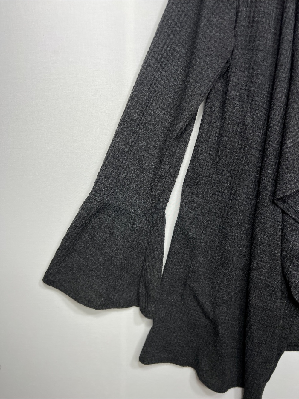 Millibon Dark Gray Open-Front Bell Sleeve Cardigan - Picture 5 of 9